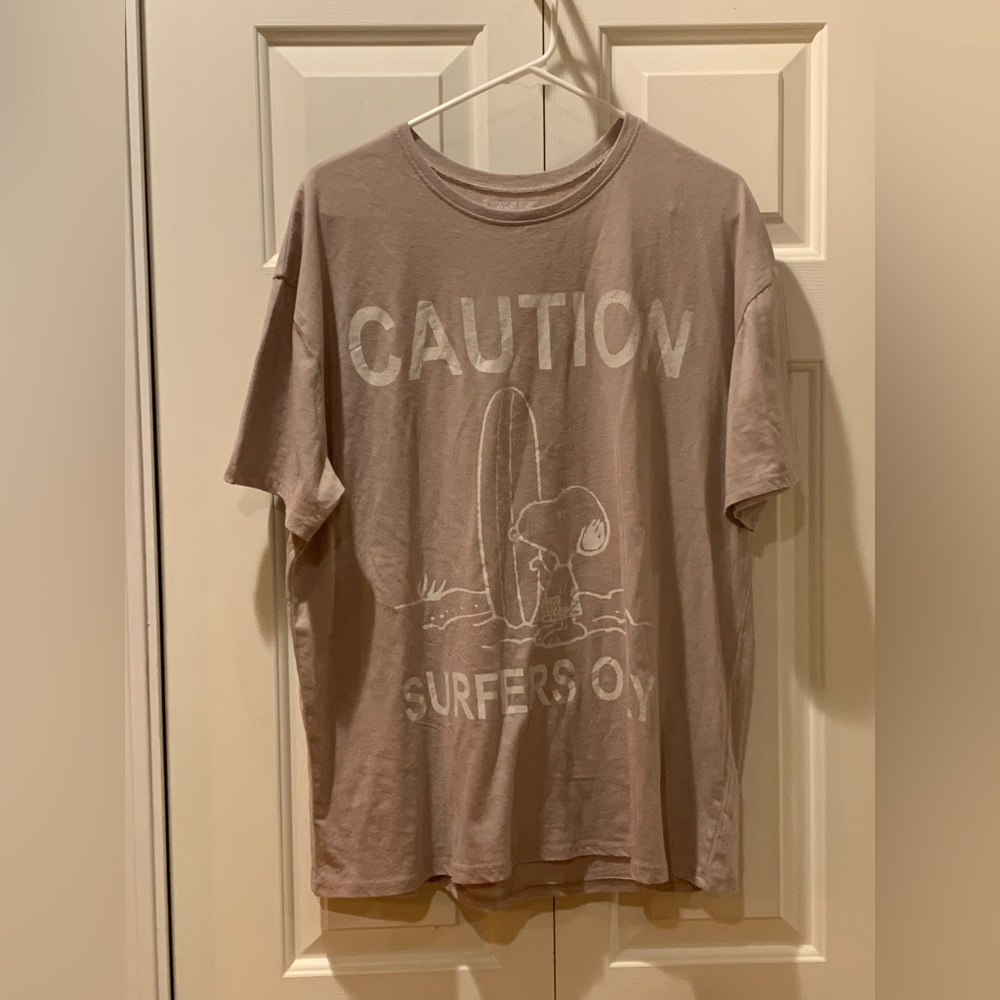 NWT Peanuts/Greyson Threads Snoopy Caution Surfers Only t-shirt oversized Medium